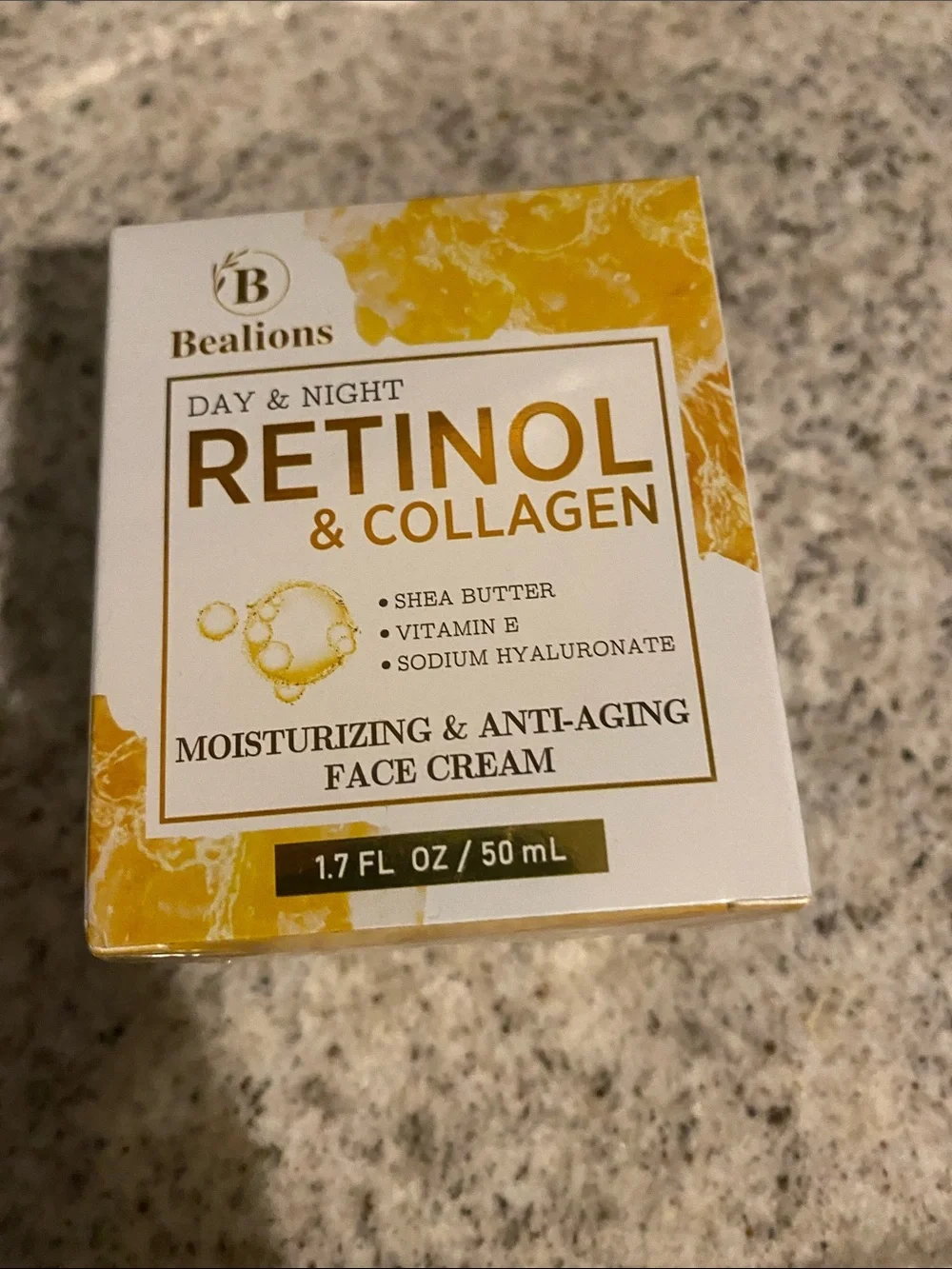Retinol & Collagen Moisturizing Face Cream - Yellow